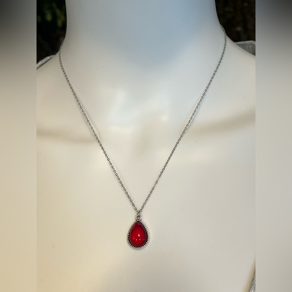 Bohemian Edgy Red Teardrop Necklace set with Earrings - Trendy Edgy Jewelry Set - Picture 8 of 17